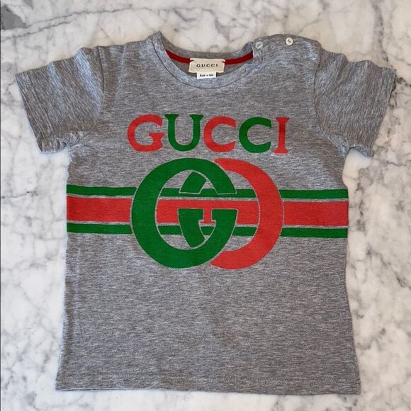 Gucci Gray and Red Short Sleeve Tee with Logo 36M - Picture 1 of 7
